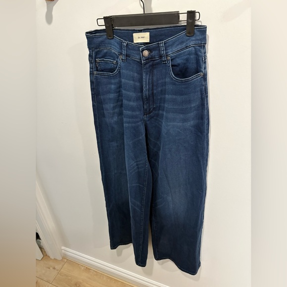 LIKE NEW- DL1961-Hepburn Wide-leg High-rise Jeans In Stream - Picture 2 of 13